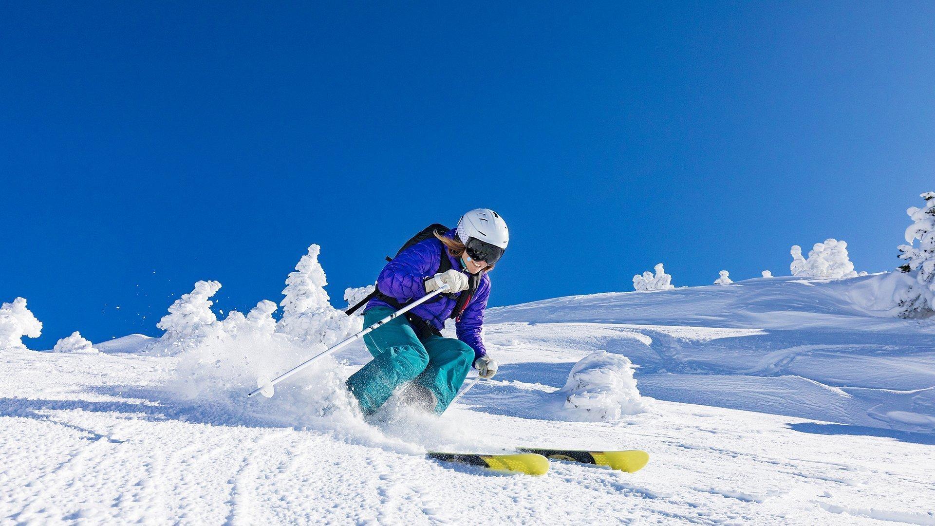 开云权威入口|单板滑雪U型池世界杯云顶站，蔡雪桐斩获铜牌，武绍桐紧追位列第四